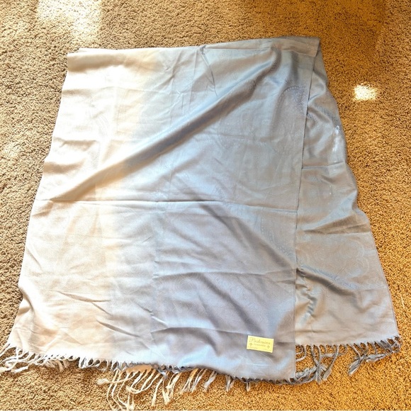 Firenze Italy Pashmina | Ombré Blue - Picture 5 of 5